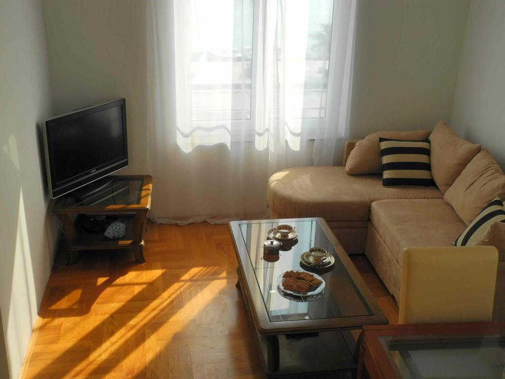 Apartments Antonela Езера Экстерьер фото